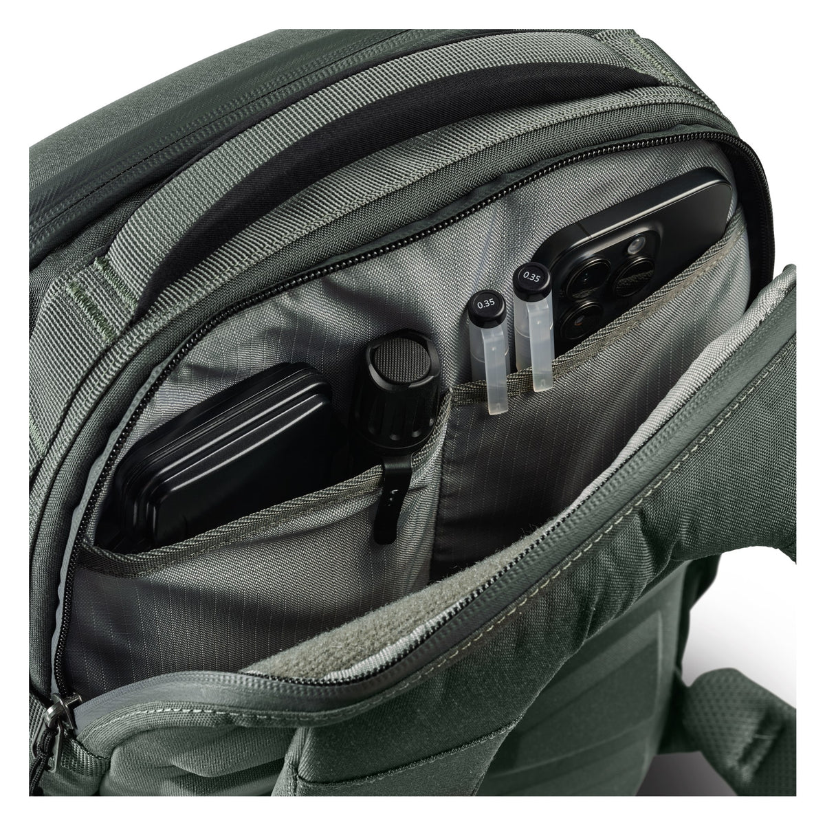 Mochila Aegis PX18 Charcoal #color_Charcoal